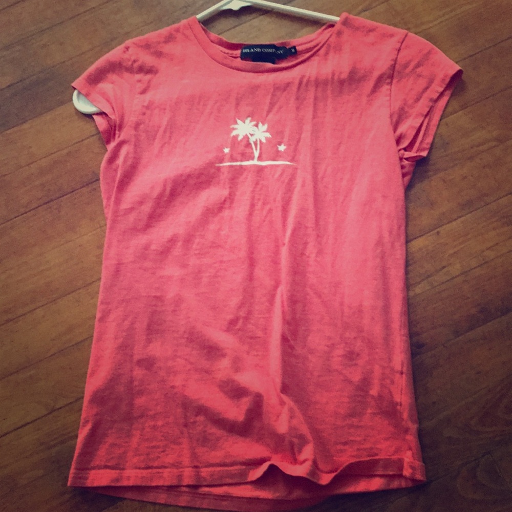 Super cute shirt. Rare find for the quote!